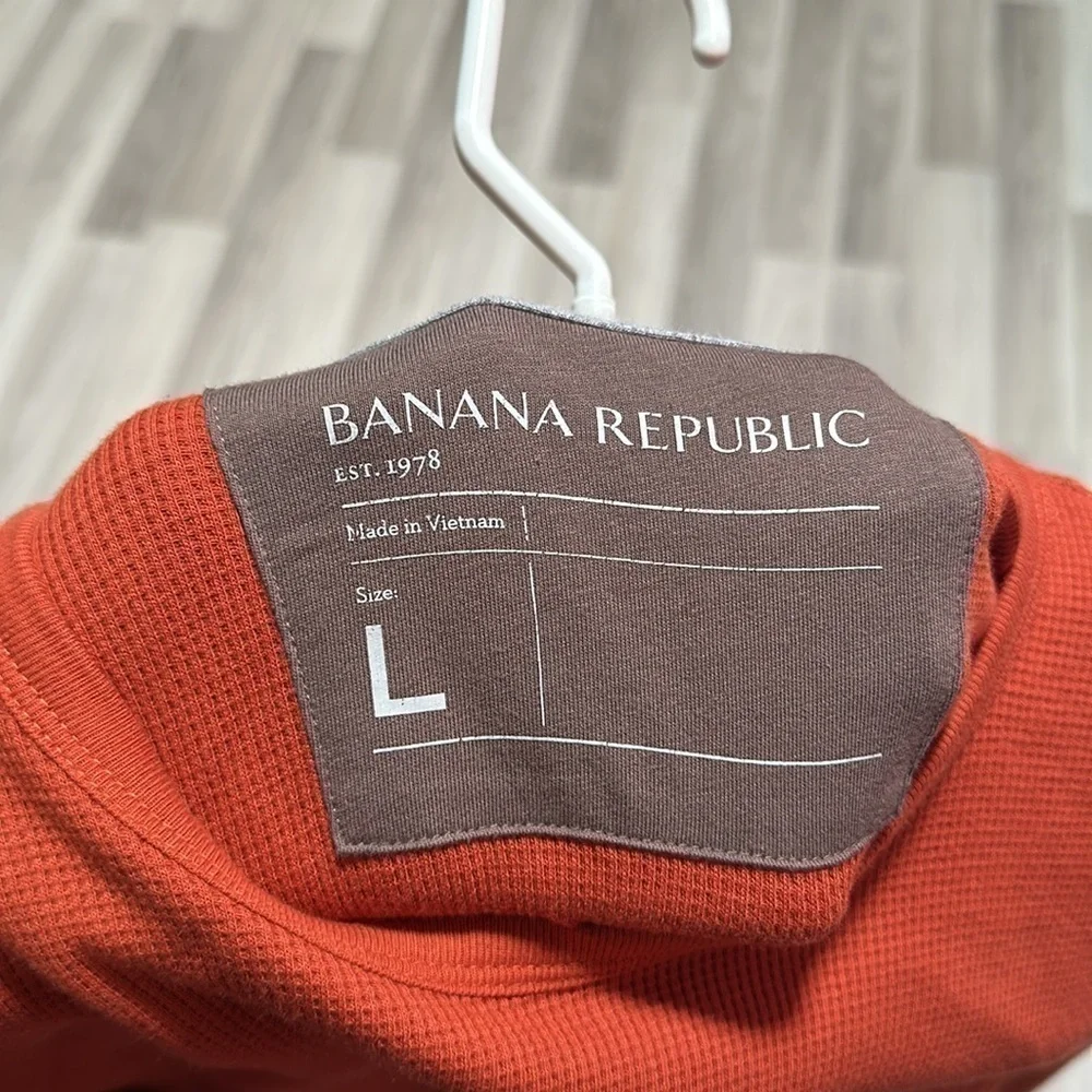 BANANA REPUBLIC Men’s Orange Waffle Knit Sweater Size L